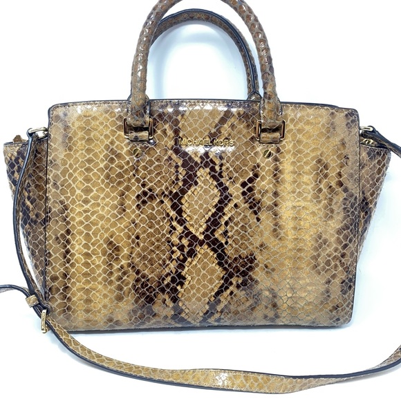 Michael Kors Snake Embossed Selma Tote and Snake Embossed Fulton Wallet. EUC. - Picture 5 of 16